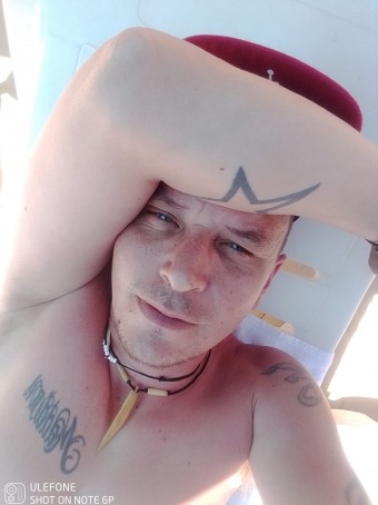 Rikstaa99, 35, United Kingdom