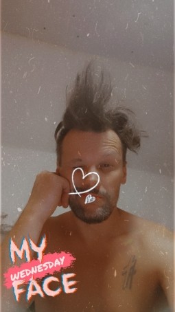 Tiniiiyy, 46, Slovenia