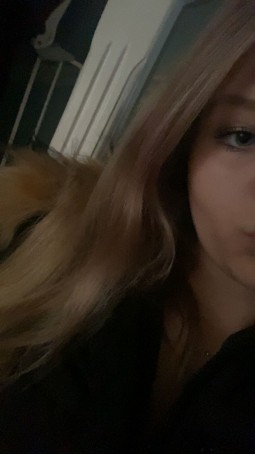 Kasia, 18, United Kingdom