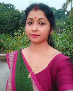 Sayoni , 44, India
