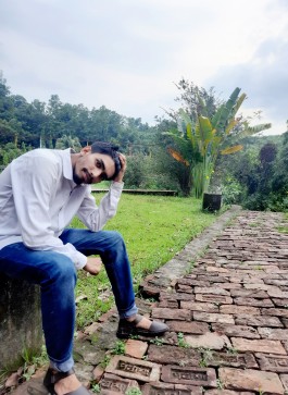 Mahin, 22, Bangladesh