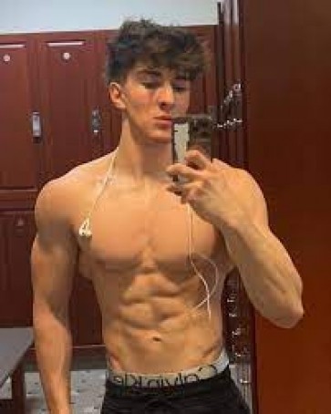 Jake, 19, United States