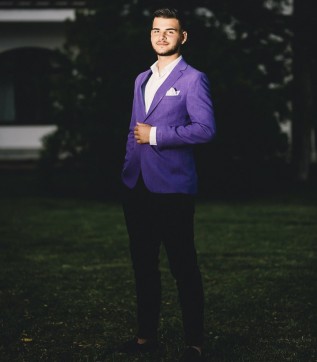 Mj, 27, United States