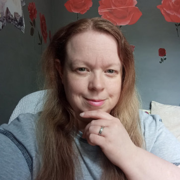 Erica_NormalChat, 43, United Kingdom