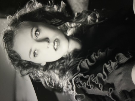 Dee, 20, United States