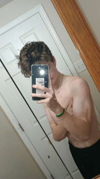 Dev, 18, United States