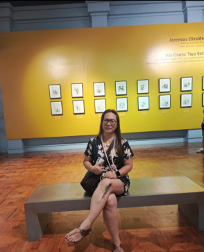 Myles, 43, Philippines