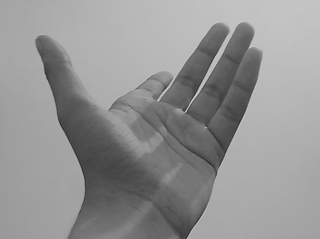 Enticing_, 19, India