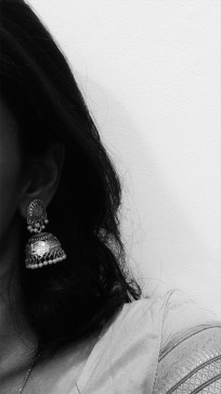 Auroraaaa, 18, India