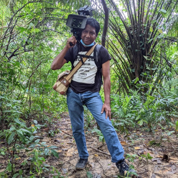 Salim, 55, Singapore