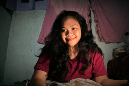 Sam, 21, Philippines