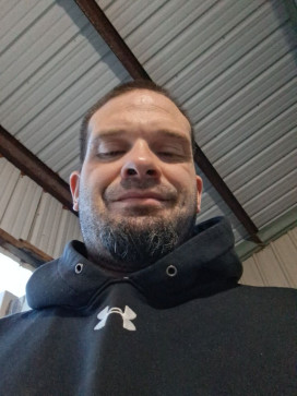 G B, 37, United States