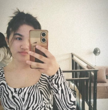 Thia Abegail Cadete, 18, Philippines