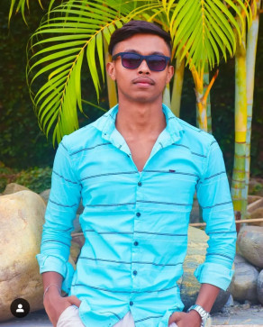 Naskar, 22, India