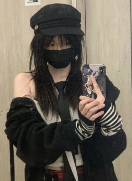 Gooberdooper, 19, Australia