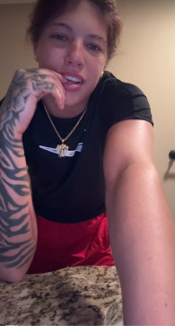 Summer, 18, United States