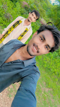 Aayush Thaknr, 20, India