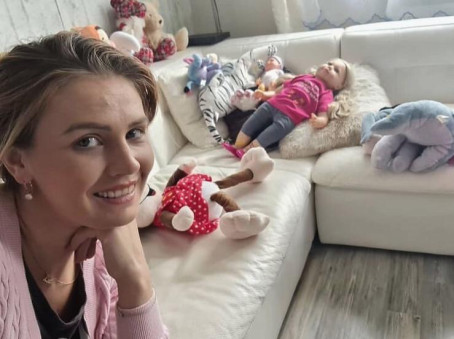 Kate, 25, United States