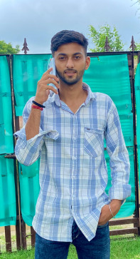 Dipanshu Joshi, 18, India