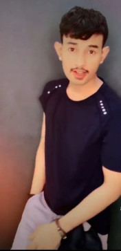 Lil, 30, United States