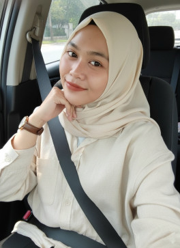 Selene02, 29, Indonesia