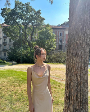 Aria, 33, United States