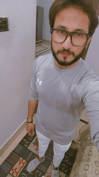 Rizz B, 27, Pakistan