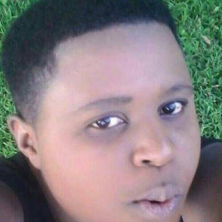 Shonna, 28, Zimbabwe