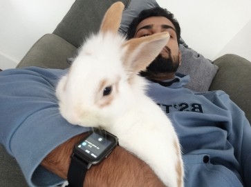 Nahid, 26, United Kingdom