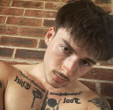 Josh, 23, United Kingdom