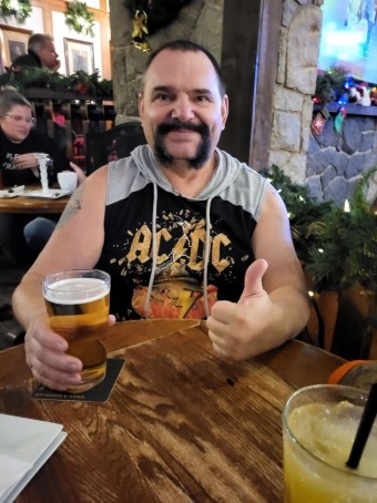 Glen , 56, Canada