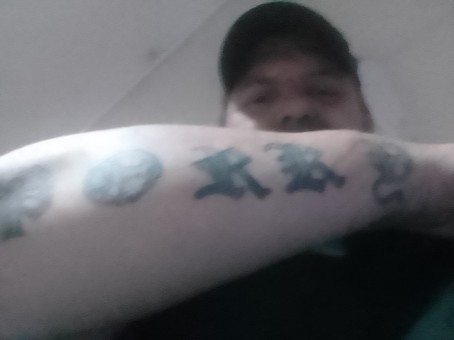 Johnny, 40, Australia