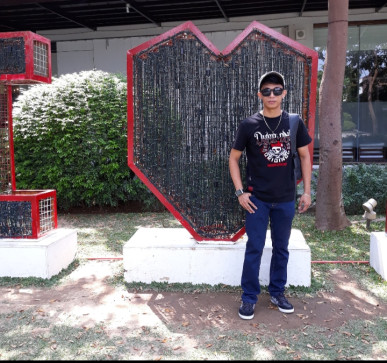 Mokuro, 34, Philippines