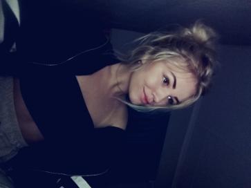 Nikki, 23, South Africa