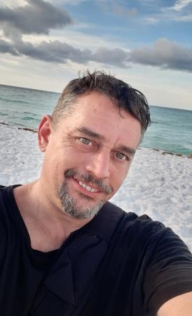 Jeremy Singleton, 42, United States