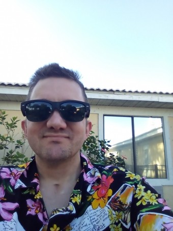 Sam, 40, United States