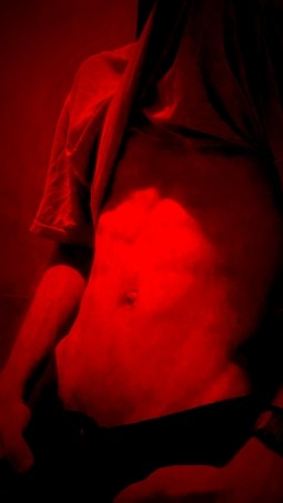 Aaron Holmes, 20, Colombia