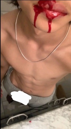 Elliot, 22, United States