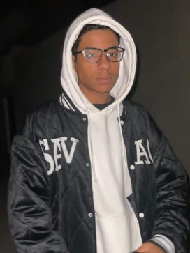 Khalil , 21, Tunisia