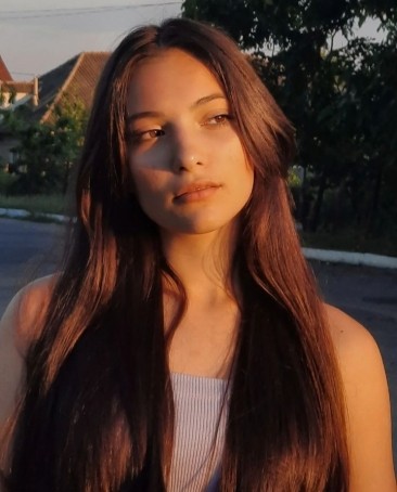 Iris, 18, Antarctica