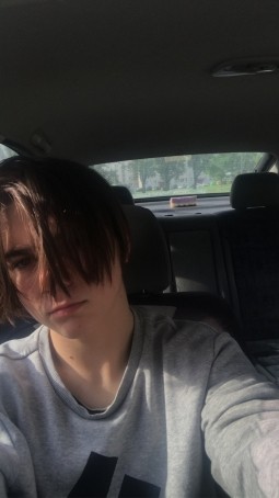 Kristers, 18, Latvia